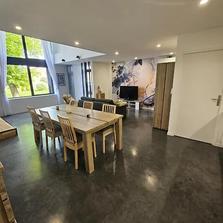 *le Hangar Du Paradis * Apartment *